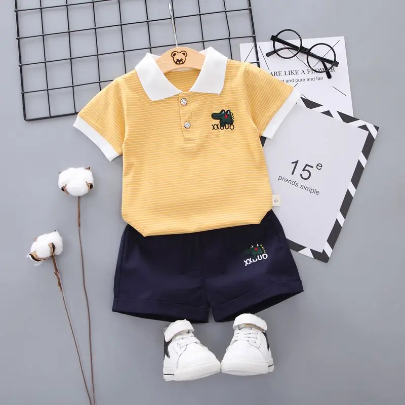 

2023 Summer New Children Clothing Short Sleeve Lapel Cartoon Pattern Striped Printed Spliced Button Loose Cotton Sets Two Pieces