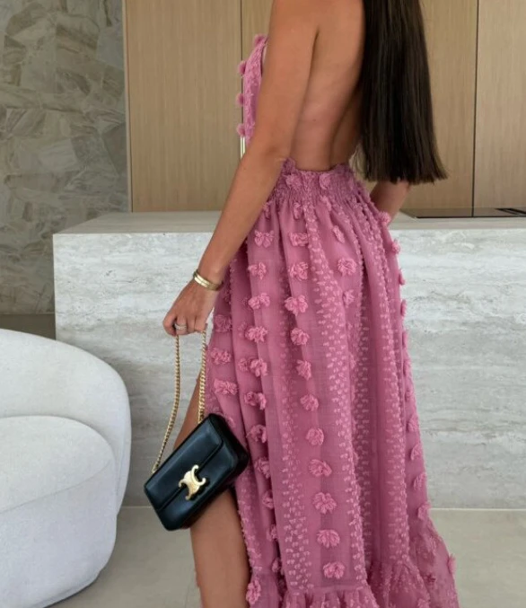 ハイウエストホルターネック3Dフラワーメッシュスリット入りイブニングドレス、バックレスシャーリングラッフルヘム、ダブルレイヤーマキシドレス（レディース）