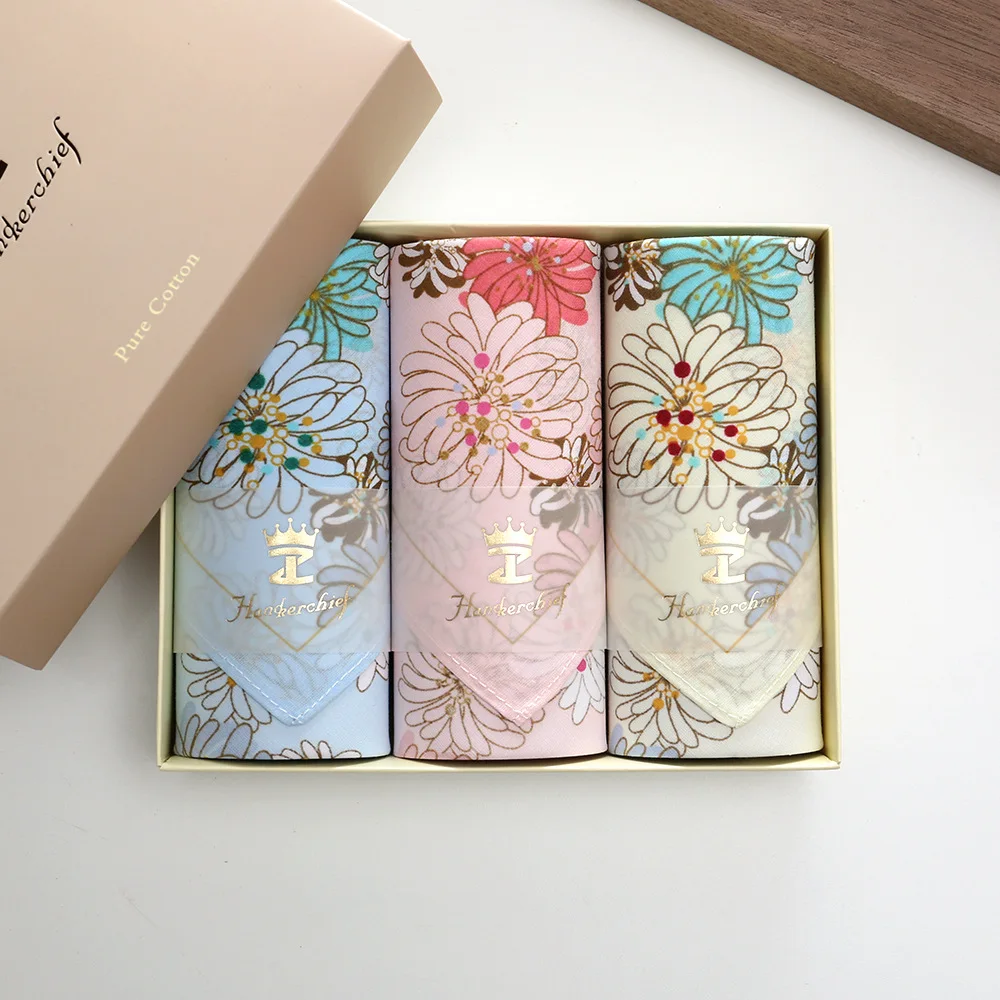

43cm Japanese Style Floral Cotton Handkerchief, Thin Breathable Gradient Print Ladies Square Hanky