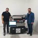 Stampante Flatbed UV di nuova scelta di risoluzione superiore di TecJet di progettazione per tutta la macchina da stampa dei materiali piani con la testa di Toshiba