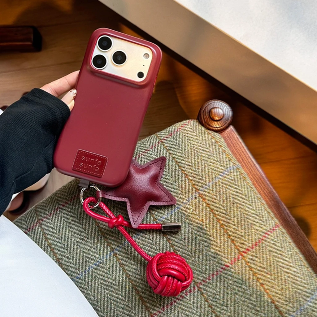 レトロな無地レザー五芒星ペンダント耐衝撃保護電話ケース iPhone 17 16 15 14 Pro Max対応