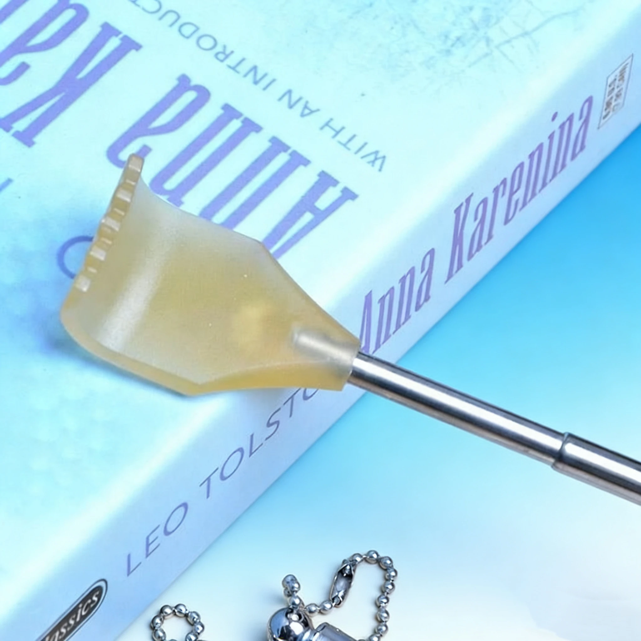 4-Section Retractable Back Scratcher Stainless Steel Portable Itch Scratcher Tool for Home Daily Use