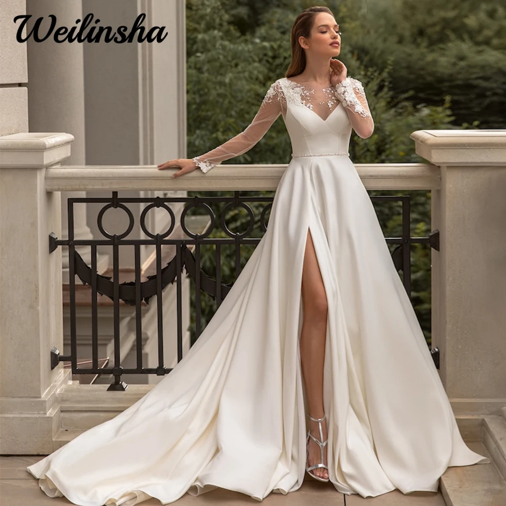 

Modest A Line Wedding Dress for Woman 2023 Satin Long Sleeves Button Appliques Bridal Gowns with Illusion V Neck and Court Train