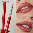 "lip plump"