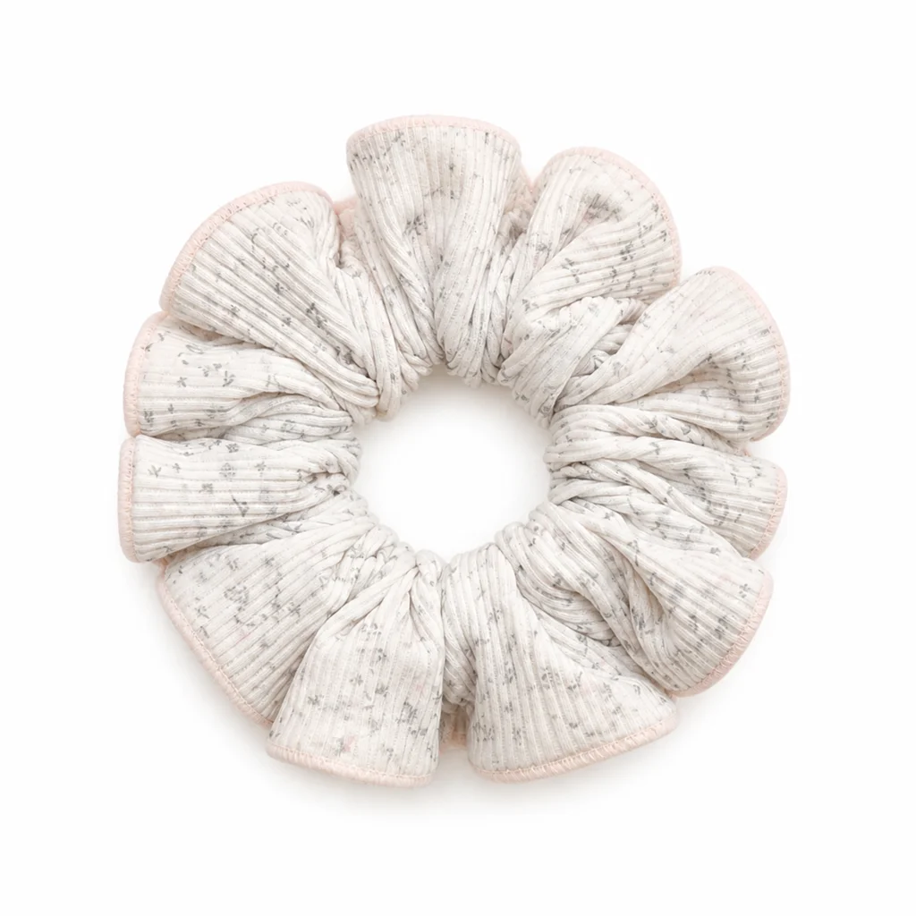 ivory-gray-petite-ribbed-single-layer-scrunchie-oversized-handmade-knit-look-hair-tie