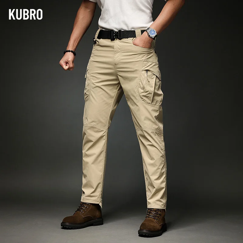 Kubro-メンズマルチポケットストレートカーゴパンツ、アウトドアキャンプ戦術パンツ、アメリカのファッション服、カジュアルで用途の広い、秋