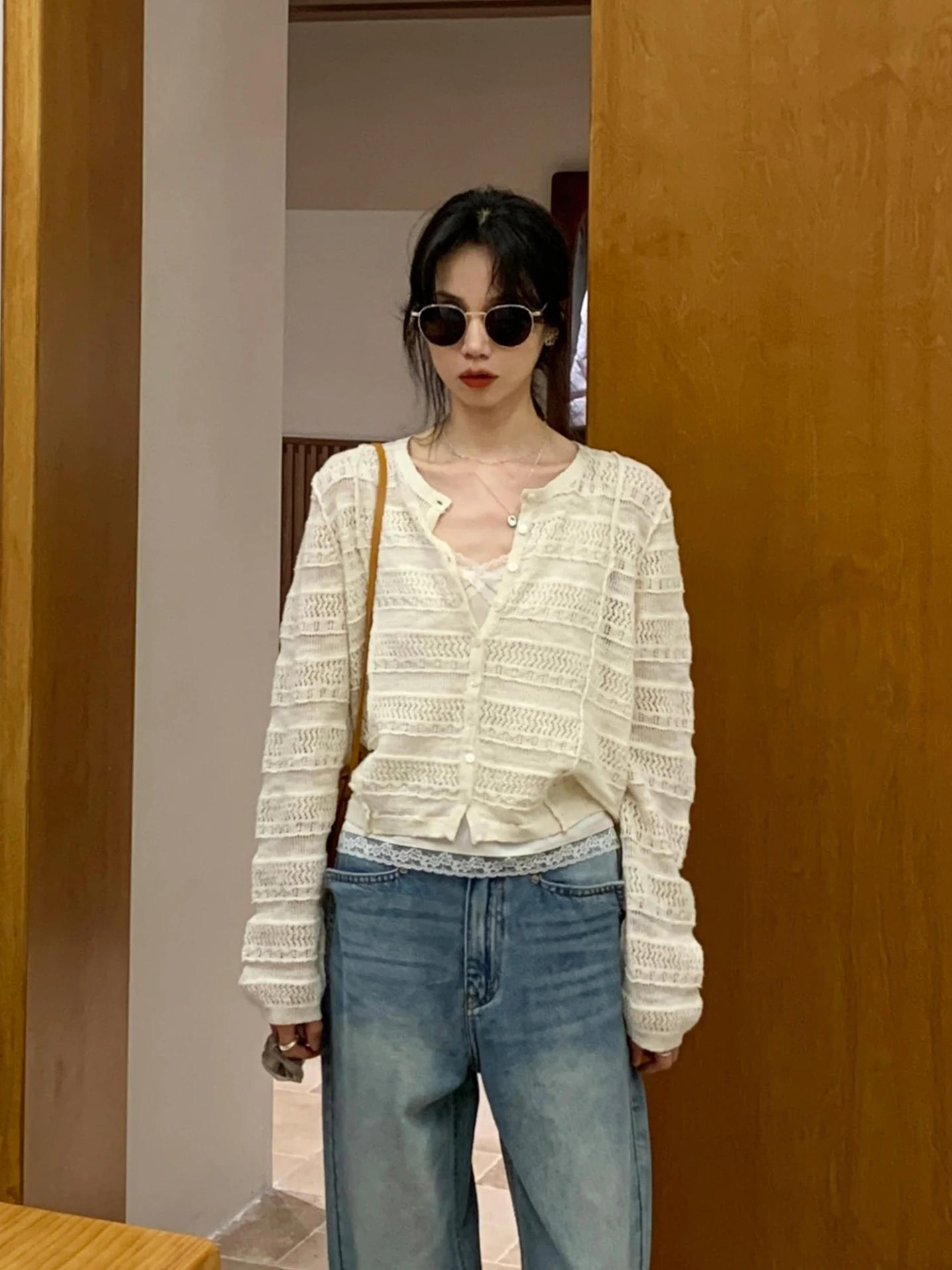

BRIVIN Korean Style Women's Knitted Short Open Cardigan Hollow out Lightweight Spring Fashion Slimming Breathable Long Sleeve