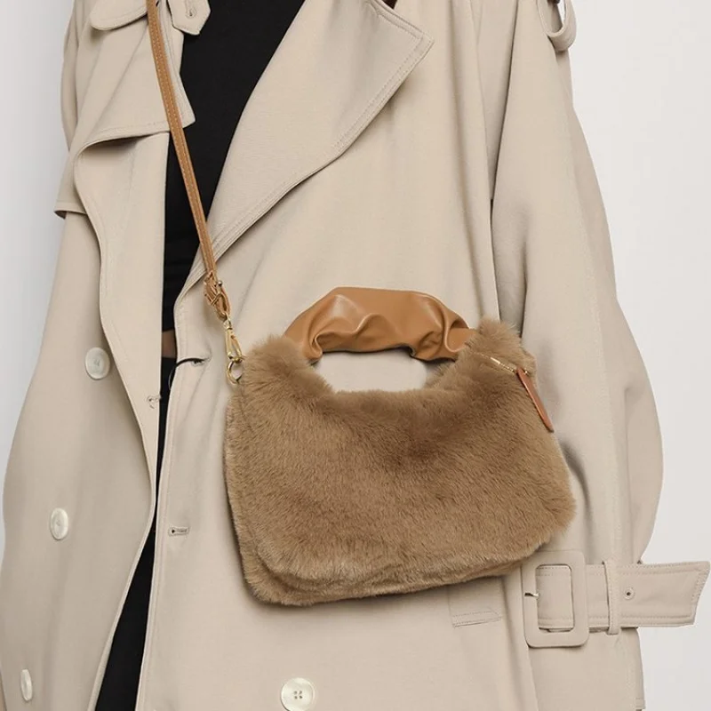 

Popular Classic Leather Women's Messenger Bag High-End Luxury Brand Trendy Elegant Classy Craftwork Commuter Vintage Bag​