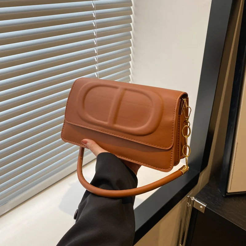 

Structured Solid Color Bag for Women 2025 | Chic Shoulder & Crossbody Bag for Work Commute | Modern Tote Purse