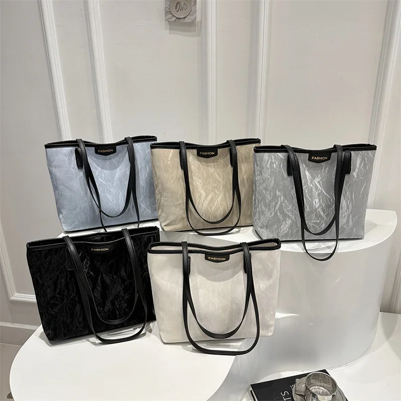 กระเป๋าสะพายสตรีกระเป๋าแฟชั่น PU กระเป๋าสตางค์แบบพกพา Tote กระเป๋าถือรูปตกแต่งสําหรับ Casual Dressing Up