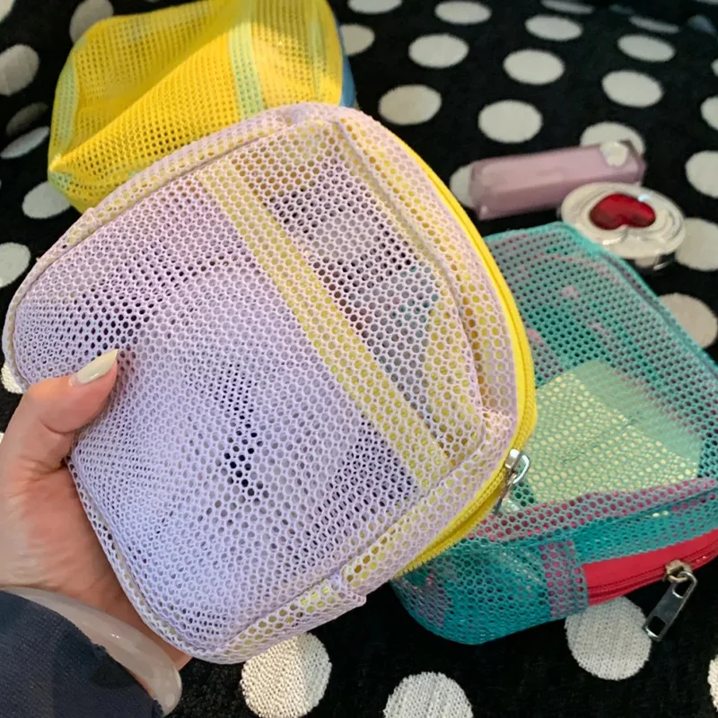 패션 경량 메쉬 화장품 가방 캔디 컬러 다목적 저장 가방 지퍼가 달린 휴대용 사각형 화장품 저장 가방