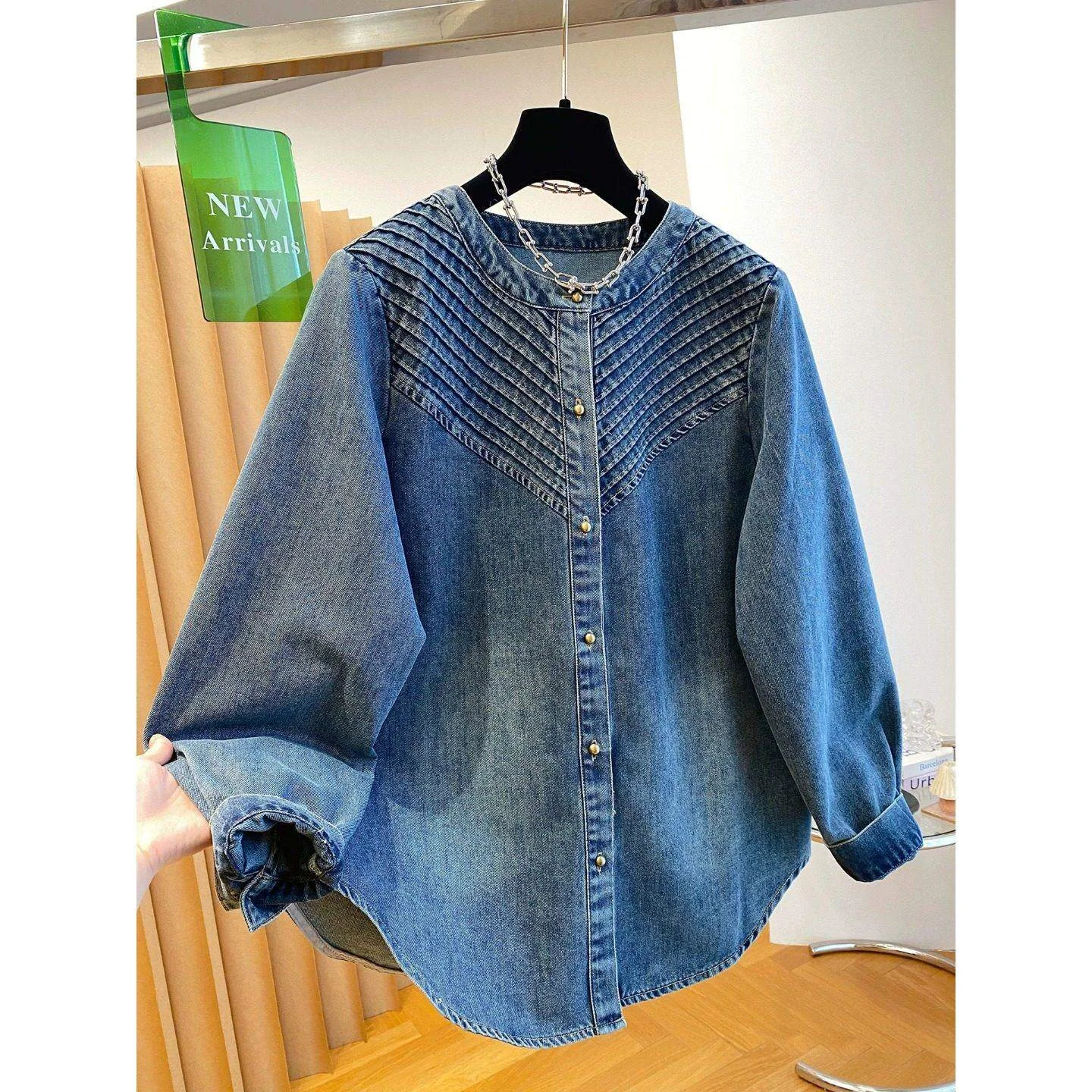 

Повседневная джинсовая рубашка с длинным рукавом, женская, с круглым вырезом, на пуговицах, весна-осень 2026, свободная модная универсальная куртка
