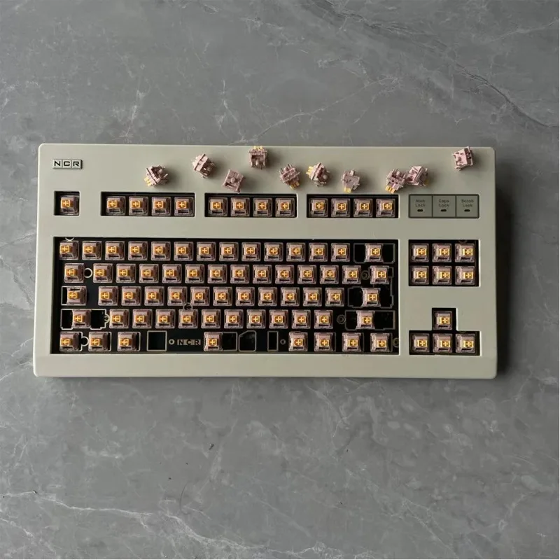 

Механическая клавиатура NCR80 R2/R3 Retro White, комплект для самостоятельной сборки, с возможностью горячей замены переключателей, кастомизация WK/WKL, совместимость с ANSI/ISO, аксессуары QMK VIAL, подарок для самостоятельной сборки