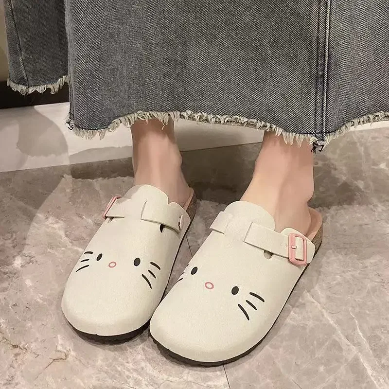 Scarpe Sanrio Hello Kitty Kawaii Birken Indossano nuove pantofole Scarpe Baotou con la suola spessa in regali di compleanno dei cartoni animati primaverili e autunnali