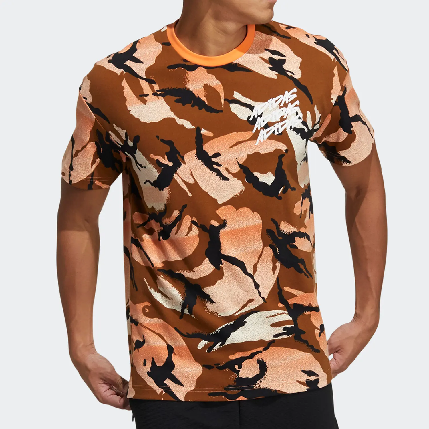 

Adidas Originals Men's New Arrival Sport Casual Short Sleeve Round Neck T-Shirt GP0884