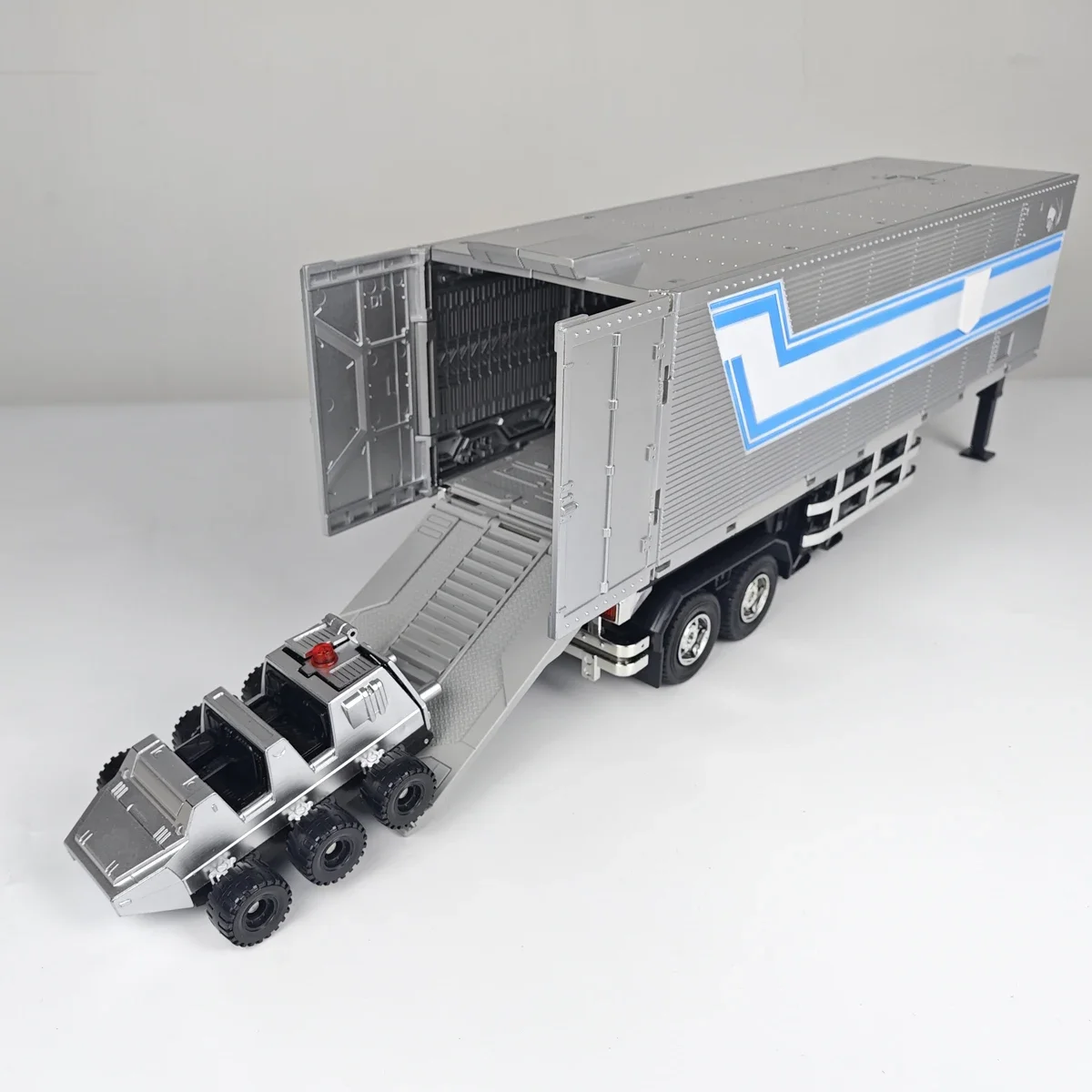 Transformation ของเล่นคอนเทนเนอร์ Trailer Carriage เหมาะสําหรับ 30 ซม.ขนาดใหญ่ Op Commander WEIJIANG MPP10 SS05 Action Figure