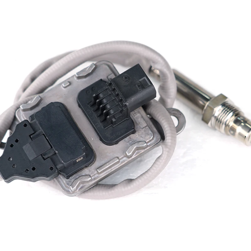 

Auto Sensors Nitrogen Oxide Sensor Aftermarket Nox Sensor 5WK9 7343B 2006244 for CF XF Truck