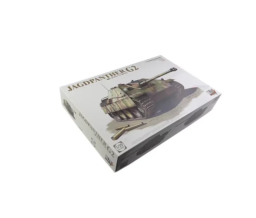 

TAKOM plastic Assemble Tank Model Kit 35002 1/35 Blitz Super Sd. Kfz.173 Jagdpanther G2 Toy Diy