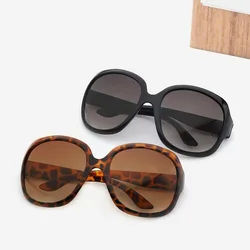 Nuovi occhiali da sole di forma ovale con montatura grande occhiali da sole di moda firmati da donna occhiali da viaggio all'aperto UV400 Gafas De Sol