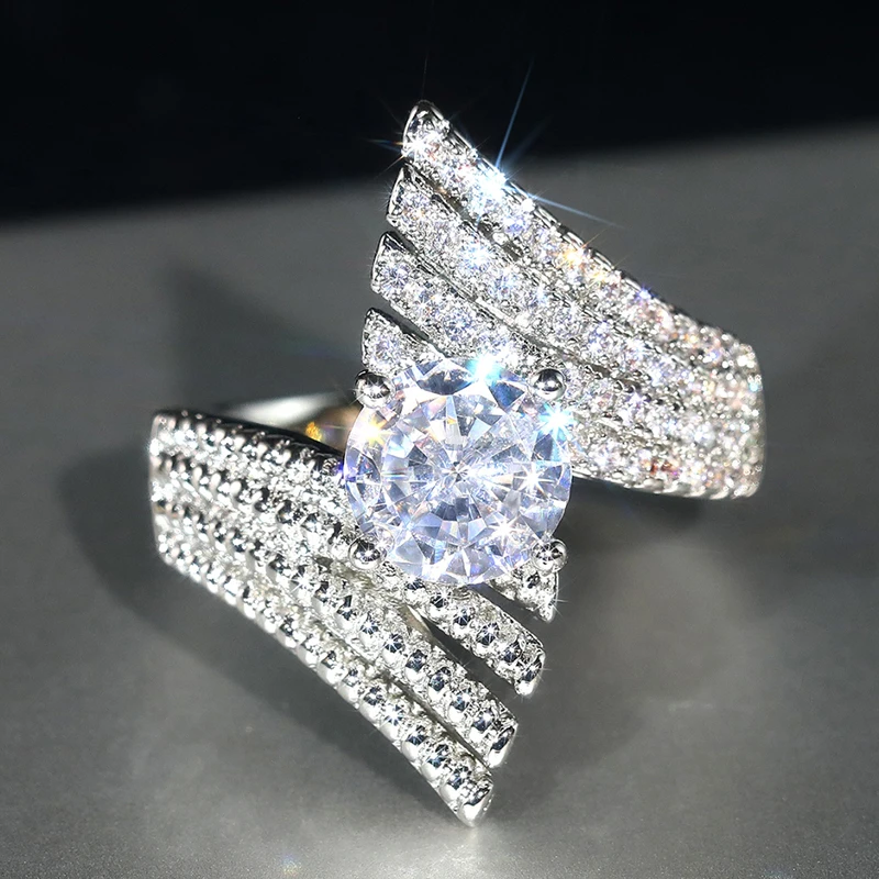 Huitan تصميم هندسي فريد من نوعه المرأة خاتم مطعمة مشرقة تشيكوسلوفاكيا الجمالية الزفاف المشاركة اكسسوارات موضة مجوهرات أنيقة للحفلات