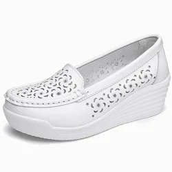 Women White Nursing Shoes Comfortable Slip on Vulcanize Shoes Breathable Lady Walking Shoes Nurse Work Wedge Leather Loafers