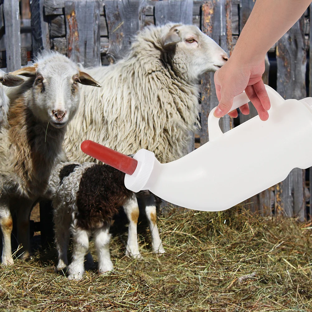 

2pcs Calf Feeding Bottle Silicone Nipple for Lambs Goats Cows 2Liters Horizontal Farm Animal Supplies Pet Feeding Container