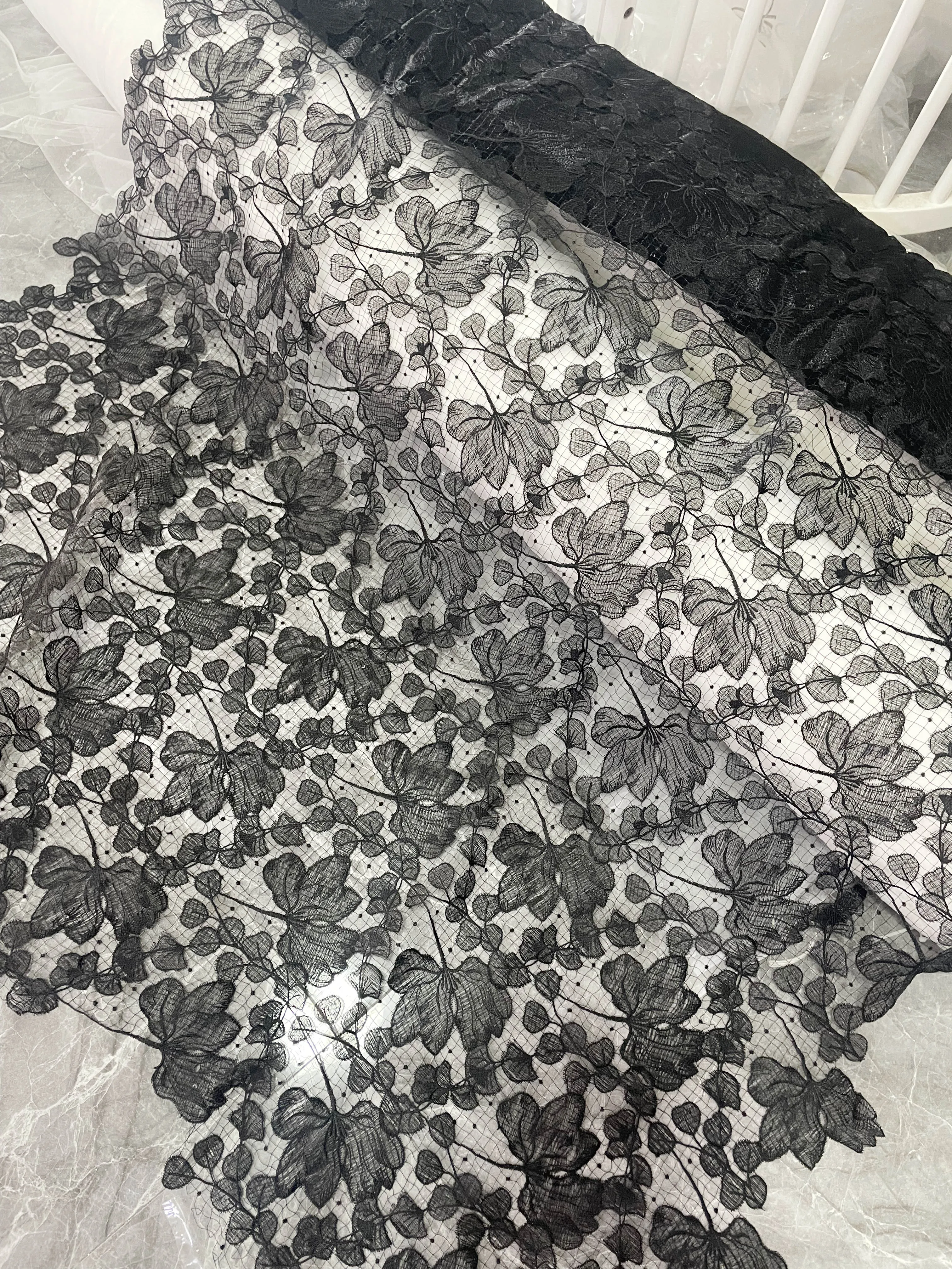 1 Yard Off White Black Alencon Lace Fabric with Daisy Flower Floral Emrboidery Fabric for Wedding Gown, Lace Caps Prom Dress