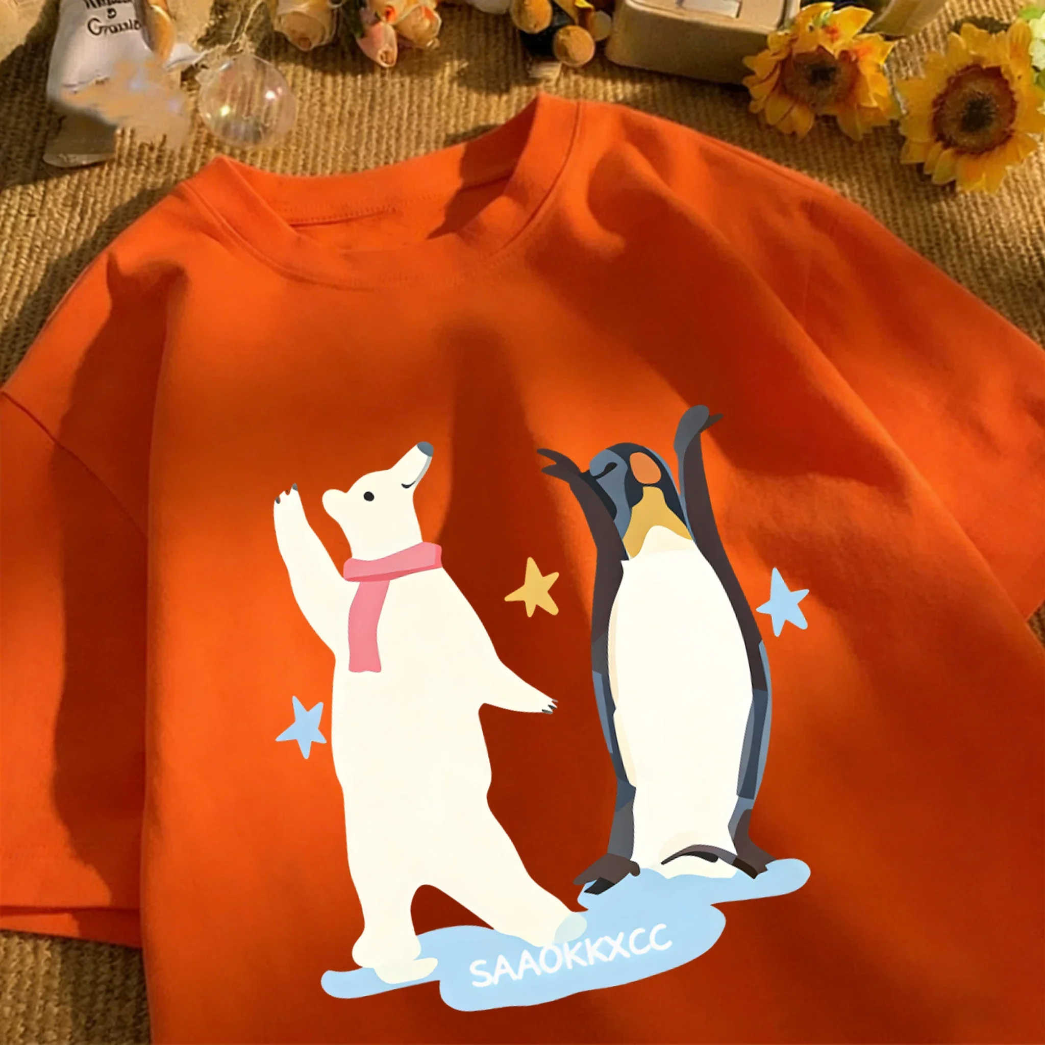 Penguins And Polar Bears Dance Together Men T Shirt Loose Tee Casual Cotton Basics Clothes Summer Soft Unisex Retro Short Sleeve