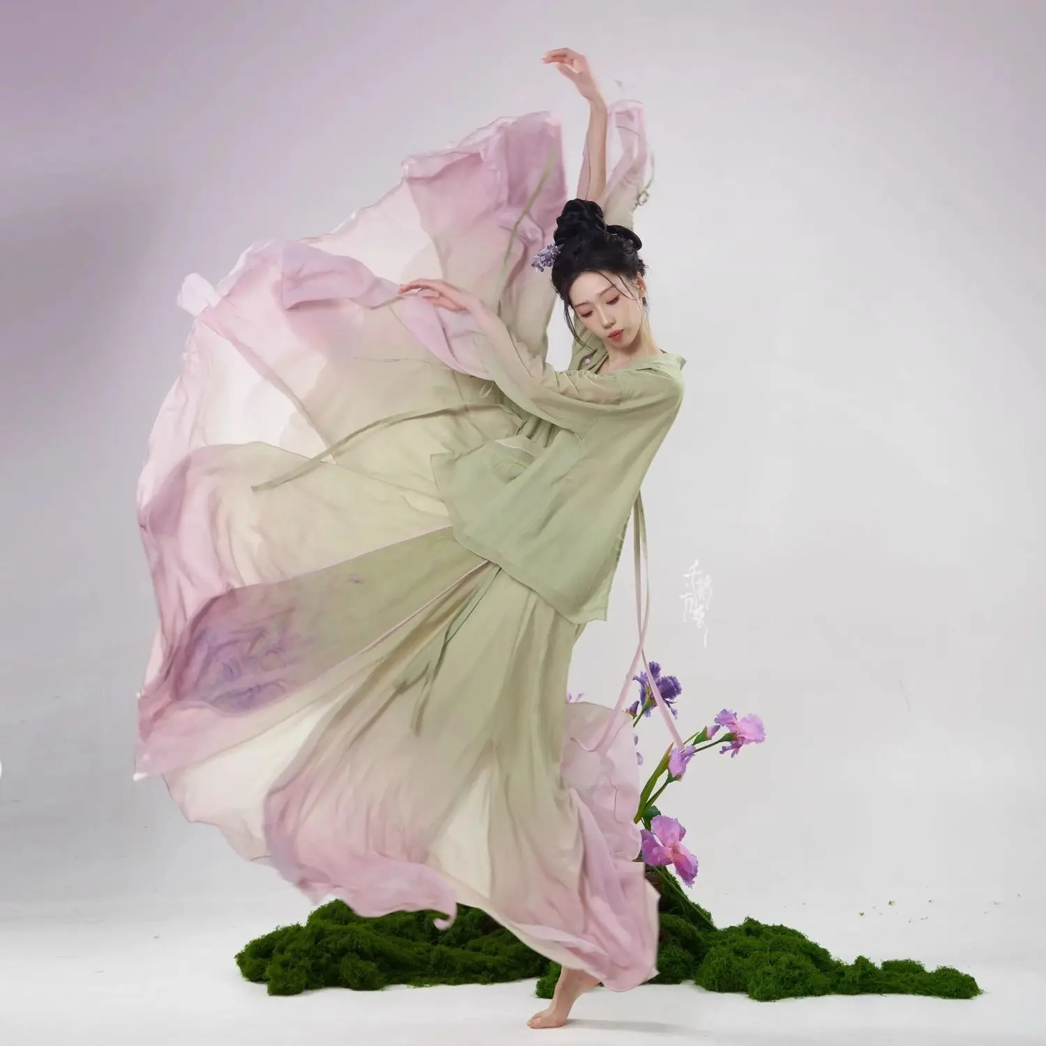

Classical Dance Kite Bone Qianqian Improved Ancient Style Dance Yarn Clothes Han Elements Daily Half Skirt One Large Left Same