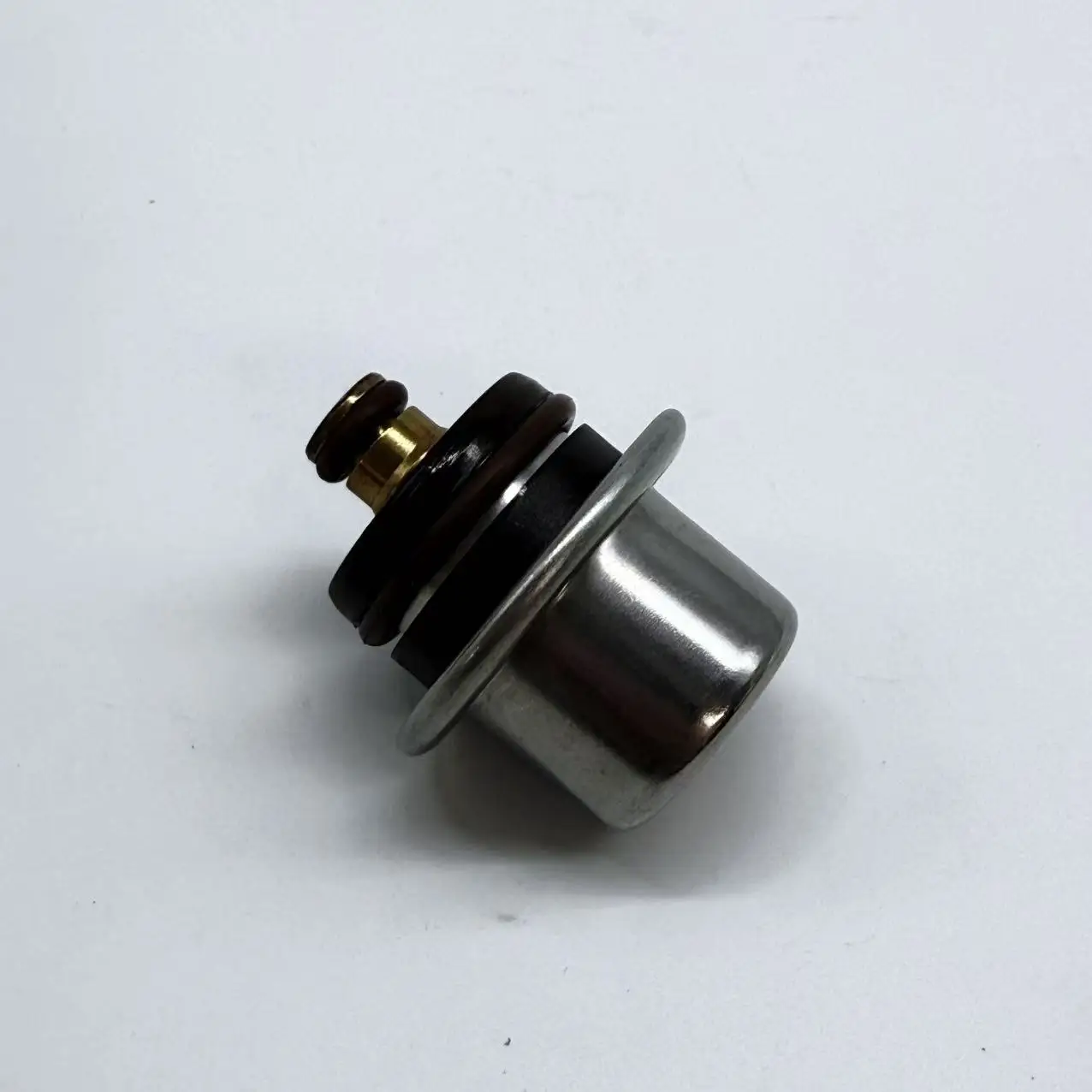 3.0Bar Fuel Pressure Regulator OEM 0280160615 F000DRD222 For Vauxhall Vectra 1995-2003 Auto Replacement Parts