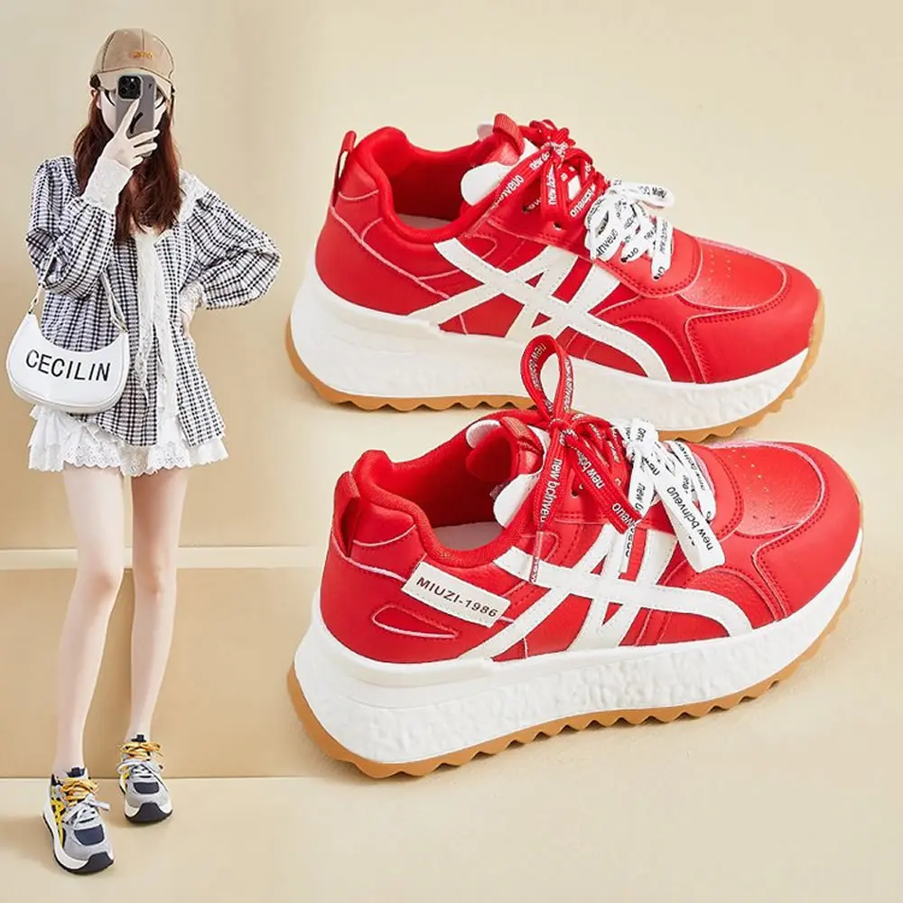 أحذية رياضية نسائية كاجوال صيفية بنمط جديد عصرية ومتعددة الاستخدامات وخفيفة الوزن وسميكة وسطح شبكي من الجلد الطبيعي #1