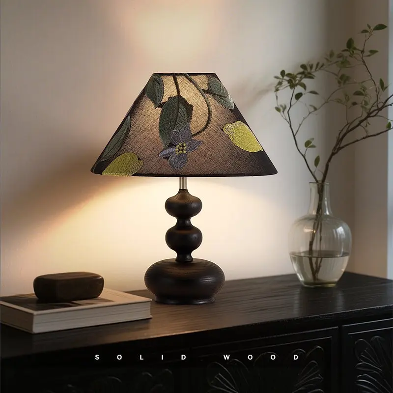 

French table lamp wabi-sabi wind high value living room master bedroom light luxury high-end atmosphere bedside lamp