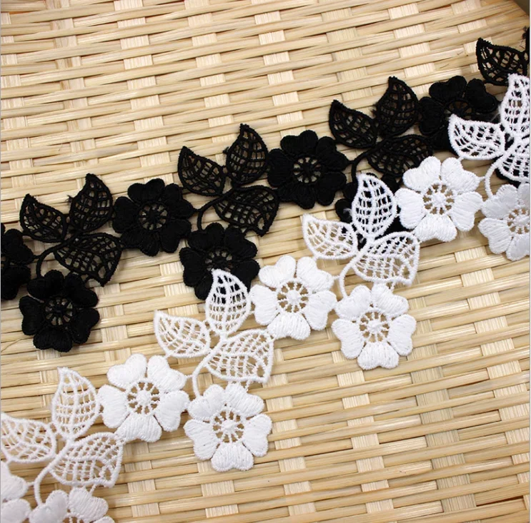 1 Yard White Embroidered Lace 3d Flower 100% Milk Fiber White And Black Sewing Apparel Trims 5.5CM