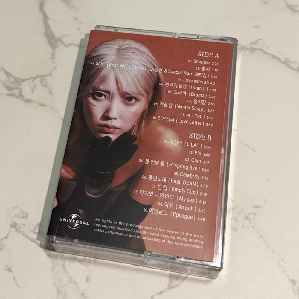 شريط IU Lee Ji Eun The Winning Korean Solo Song Tape العلامة التجارية الجديدة مختومة مع كلمات كتاب K-pop Star مجموعة مراوح البضائع والهدايا