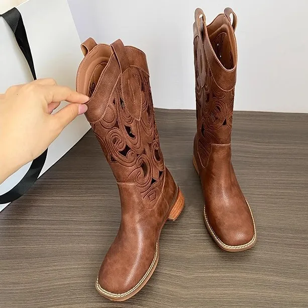 

Designer Hollow Embroidery Western Boots Vintage Brown Heightening Platform Sandals PU Leather Slip-On Casual Boots Botas Mujer