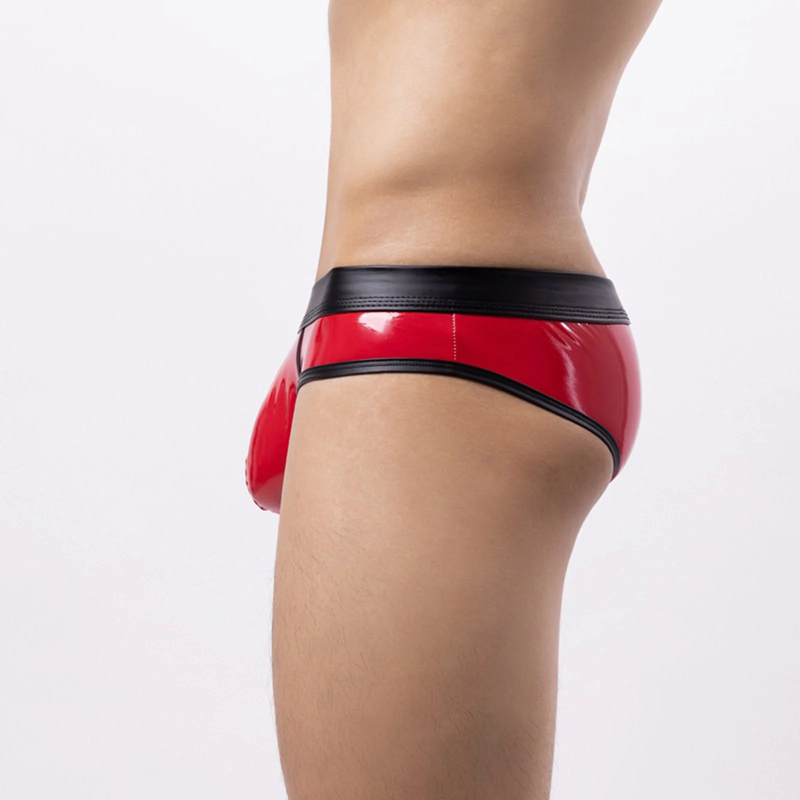 Slip en cuir verni pour homme, taille basse, élastique, sous-vêtement pour boîte de nuit, piscine, fête, bikini, plage, culotte brillante