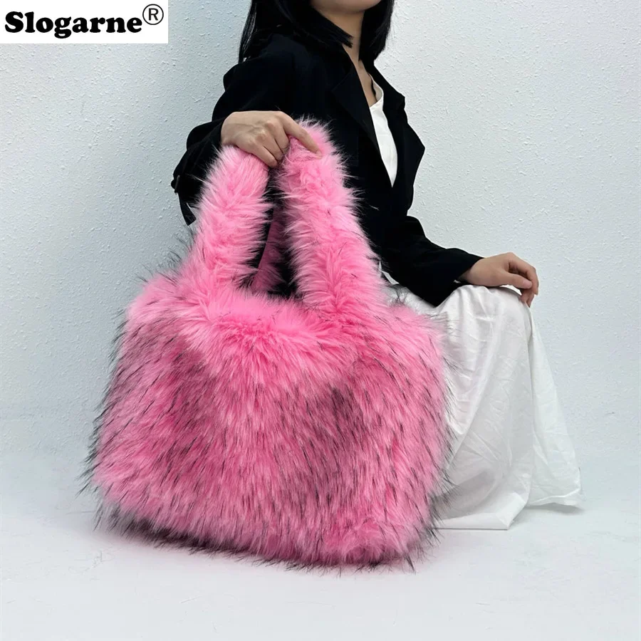 2024 New Super Big Fur Handbag Women Faux Raccoon Fur Tote Bag Luxury Brand New Design Female Large Capacity Fluffy Shoulder Bag