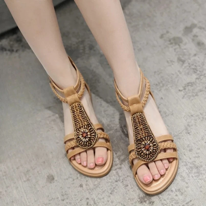 

Новинка лета 2024, босоножки в богемном стиле в римском стиле, модная удобная женская обувь на плоской подошве со стразами и молнией из бисера