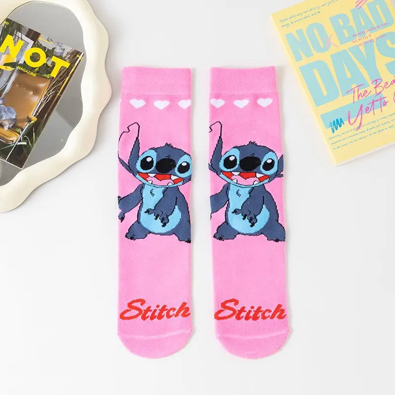 5 Pasang Kaus Kaki Disney Stitch Kartun Lucu Rajutan Setinggi Paha Unisex Hip Hop Street Fashion Gaya Anime Hadiah