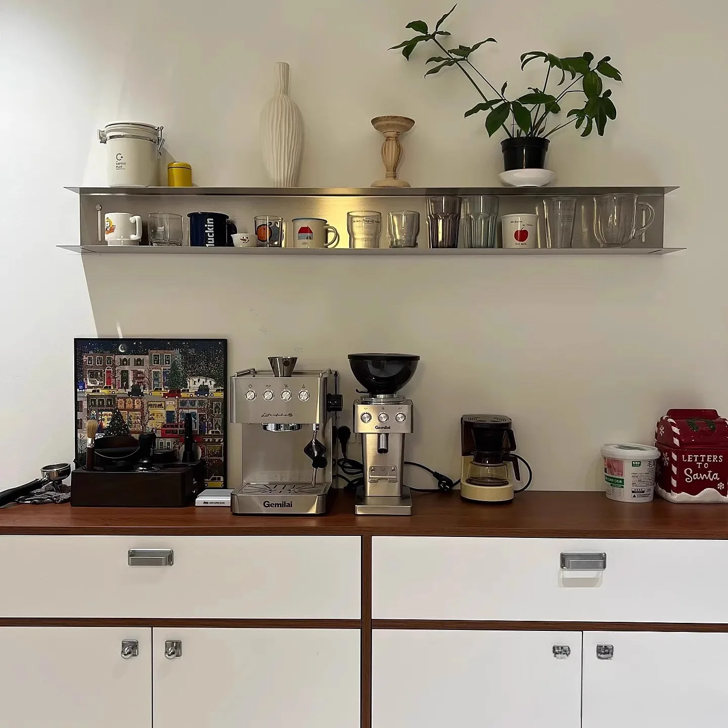 

Stainless steel baffle wall shelf kitchen living room free combination decorative shelf display shelf wall bookshelf
