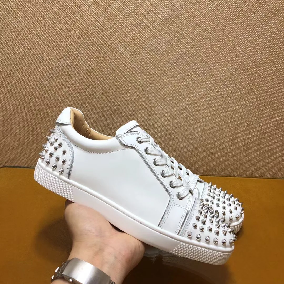 

Luxury men's shoes Low Top White leather Silver Rivet Heels Footwear buckle Lace Up Red Sole shoes For Men boat shoes loafers