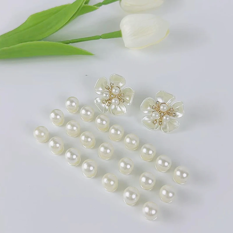 

Fashion Shoe Charms Set Accessories Hole Shoe Buckle Pearl Flower Pearl DIY 3D Shoes Decorations for Bogg Bag Girls Gift