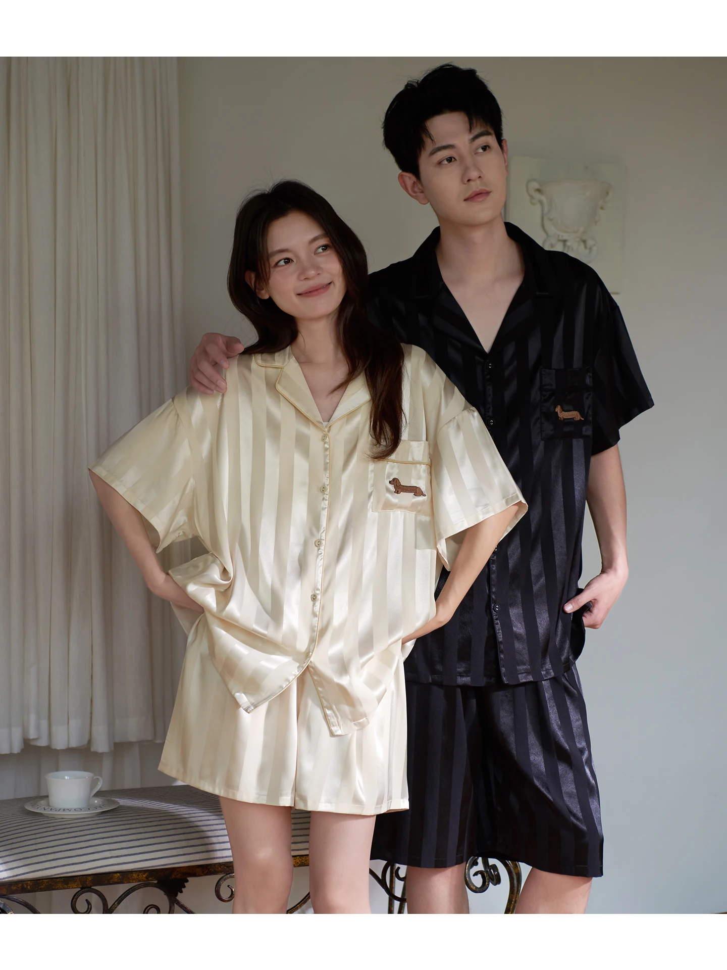 senora-pijamas-de-seda-fresca-para-parejas-estilo-verano-2026-nueva-sensacion-de-lujo-ropa-de-casa-para-hombre-manga-corta-y-pantalones-cortos