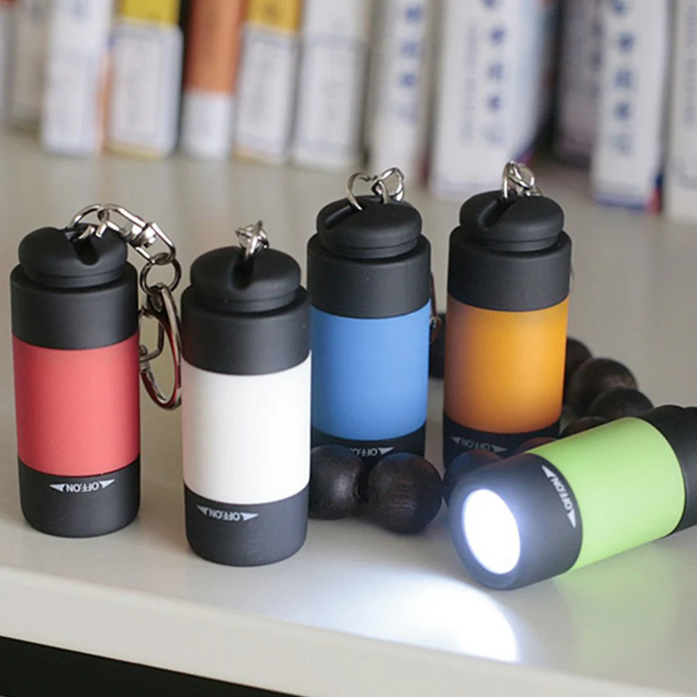 USB wiederaufladbare LED multifunktionale Taschen-Schlüsselanhänger-Taschenlampe mit starkem Licht, wasserdicht, für Outdoor-Wandern, Camping, Mini-Taschenlampe – Detail 1