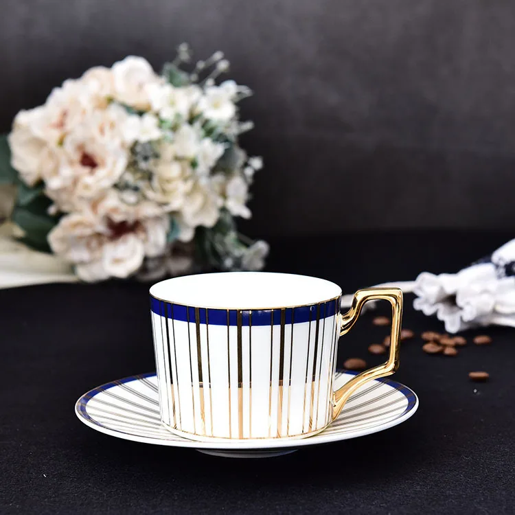 Elegant Golden Top Grade Bone China Coffee Cup Luxury European Tea Cup Set and Saucer Afternoon Tea Coffee Drinkware Tea Cup