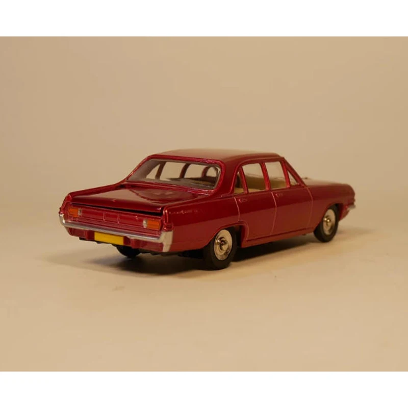 DINKY TOYS 1/43 OPEL ADMIRAL Simulation alliage modèle de voiture Collection statique décoré cadeaux de vacances jouets