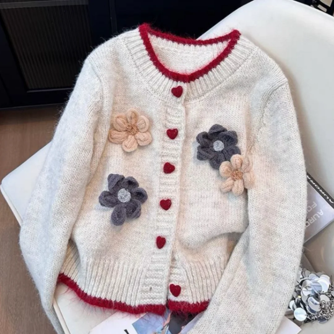 Flower Knitted Cardigan Retro Splicing Long-sleeved O-Neck Sweater Women's Autumn Winter New Heart-shaped Button Loose Sweet Top