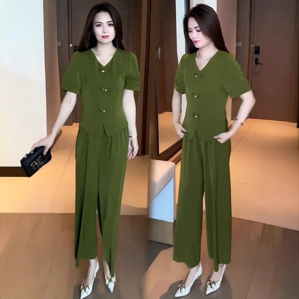 

Fashion Ice Silk Suit Women's 2025 Summer New Thin Short-sleeved Wide-leg Pants Two-piece Set