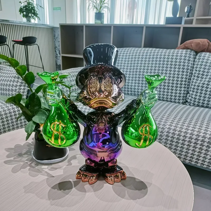 Estatua de Pato Donald con Bolsa de Dinero de Disney de 40 cm, Modelo de Resina de Dibujos Animados, Escultura, Adorno para Sala de Estar, Decoración Kawaii para Habitación, Regalos Navideños