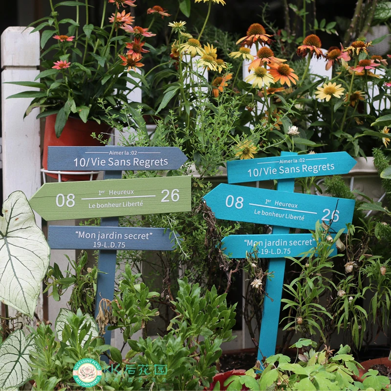 

Solid Wood Welcome Sign Floor Flower Holder for Garden Vintage Blue Gray Decor Japanese Cottage Aesthetic Outdoor Yard Ornament